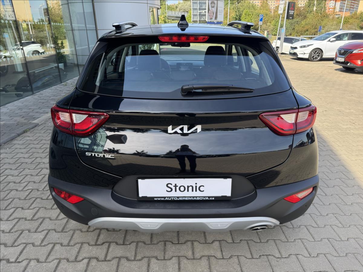 kia-stonic-1-2-dpi-spin - 7