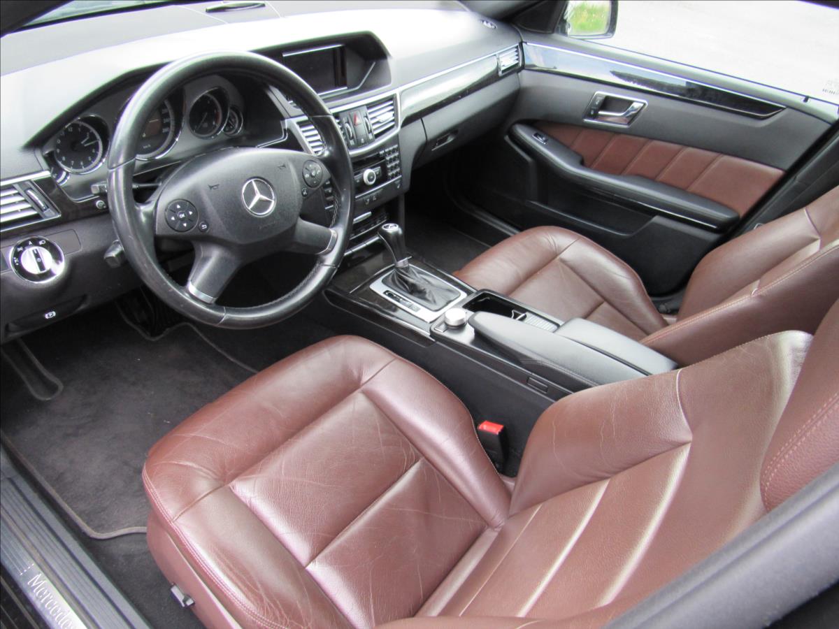 mercedes-benz-tridy-e-2-1-e-220-cdi-avantgarde - 8