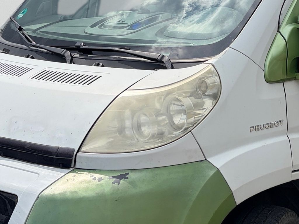 Peugeot Boxer 9-míst dvojitá klima