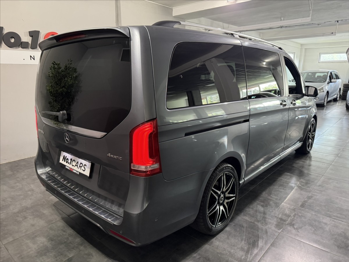 mercedes-benz-tridy-v-2-0-250d-4matic-amg-kamera - 4