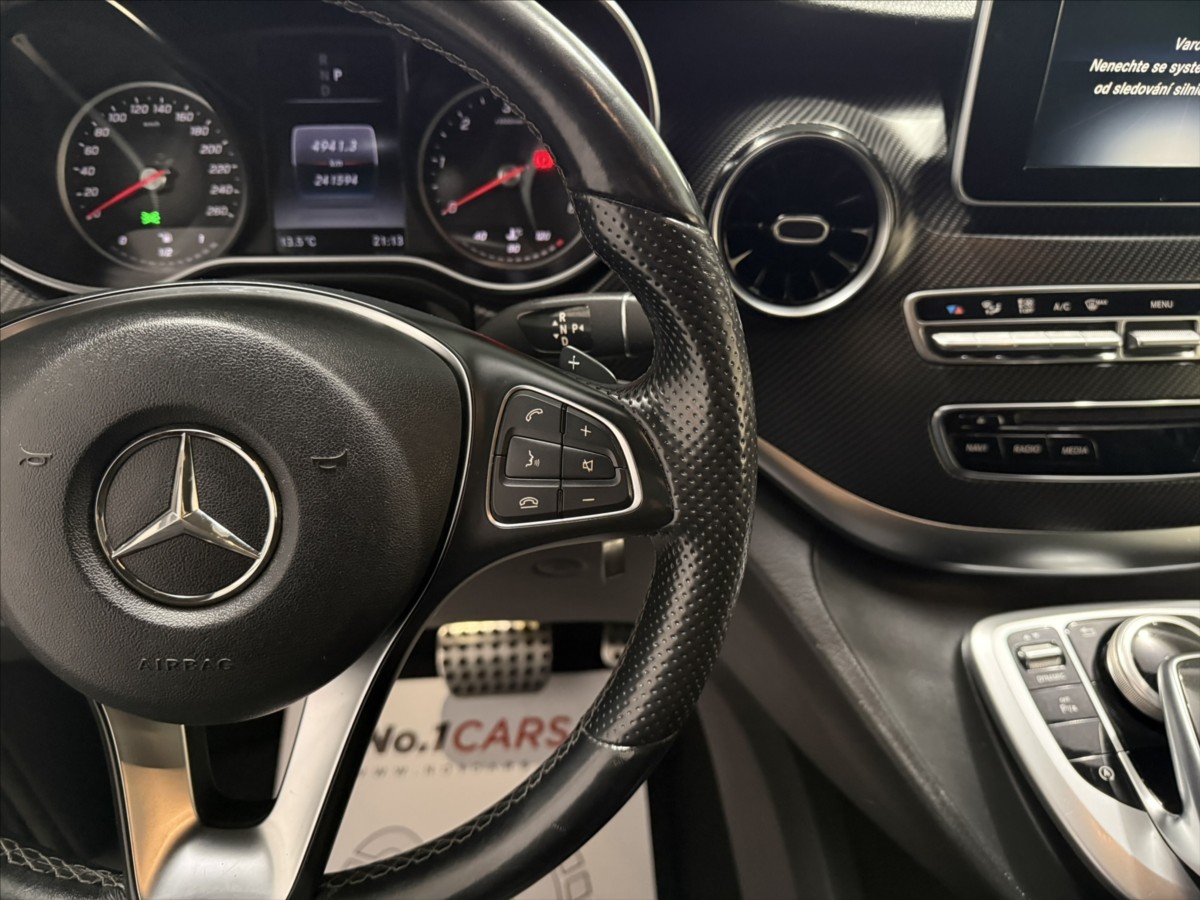 mercedes-benz-tridy-v-2-0-250d-4matic-amg-kamera - 9
