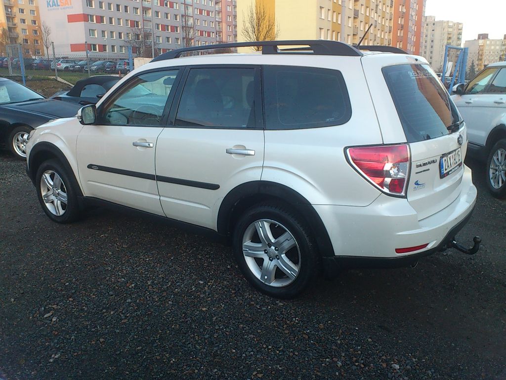 subaru-forester-2-0-td3-4x4 - 2