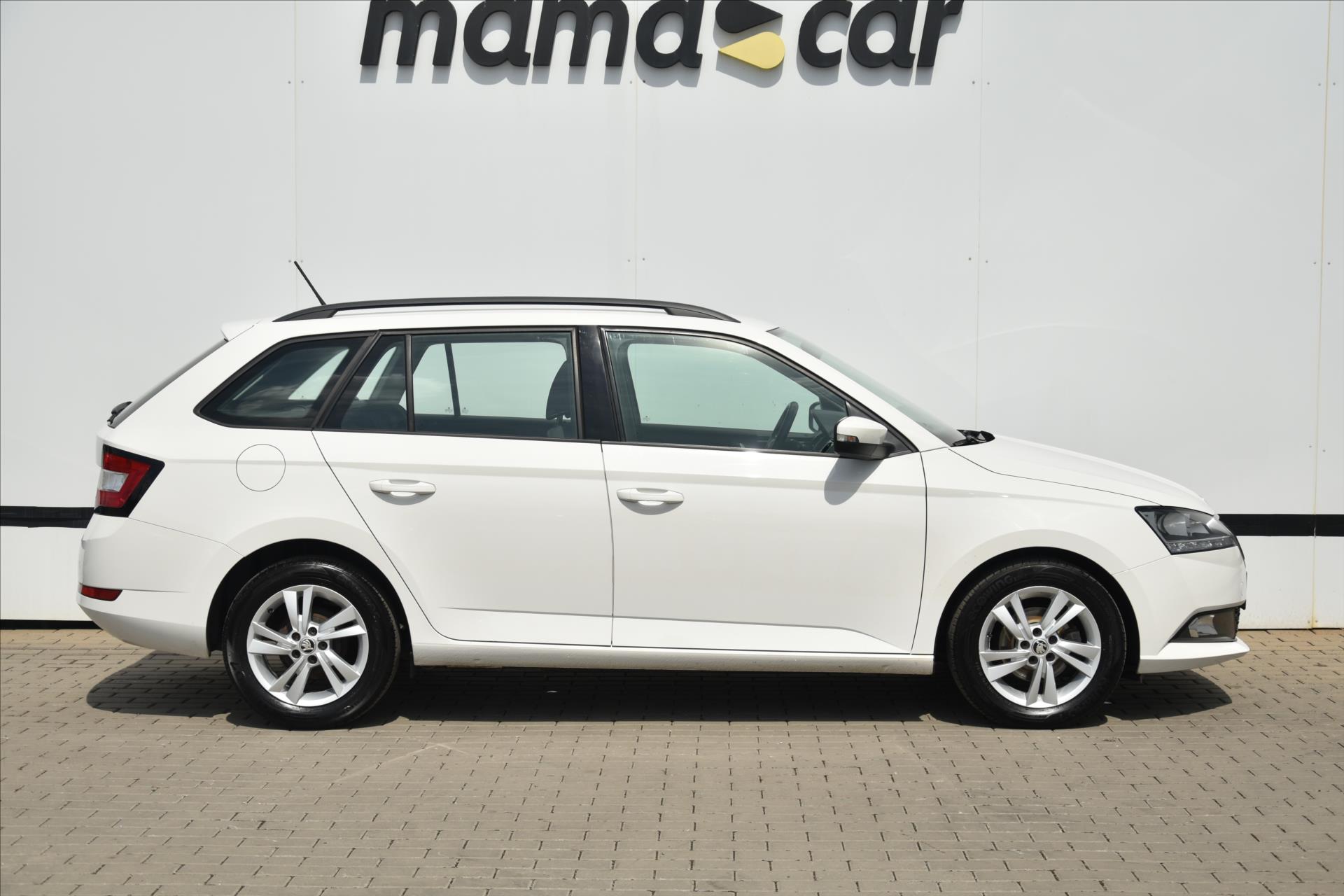 skoda-fabia-1-0-tsi-1-majitel-dph-cr - 7