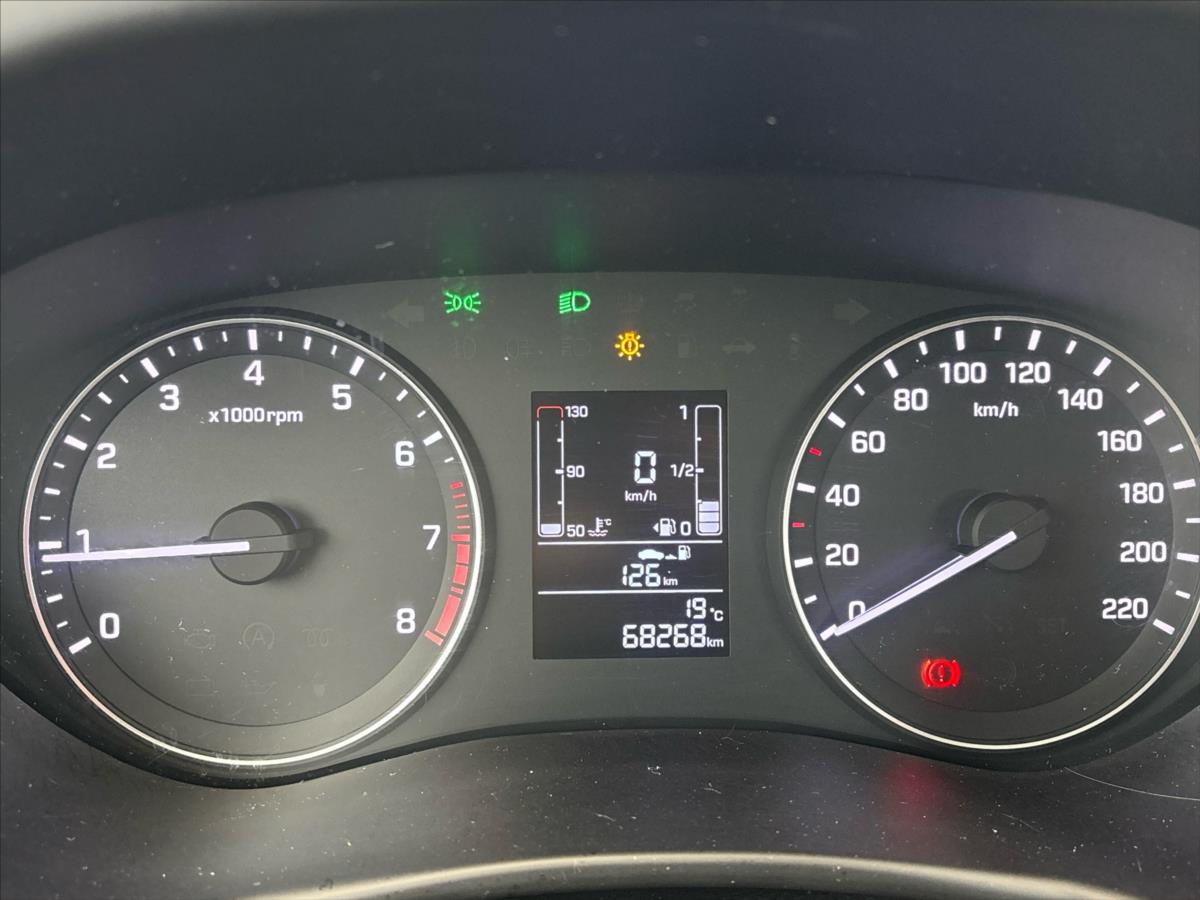 hyundai-i20-1-3-i-family-club - 6