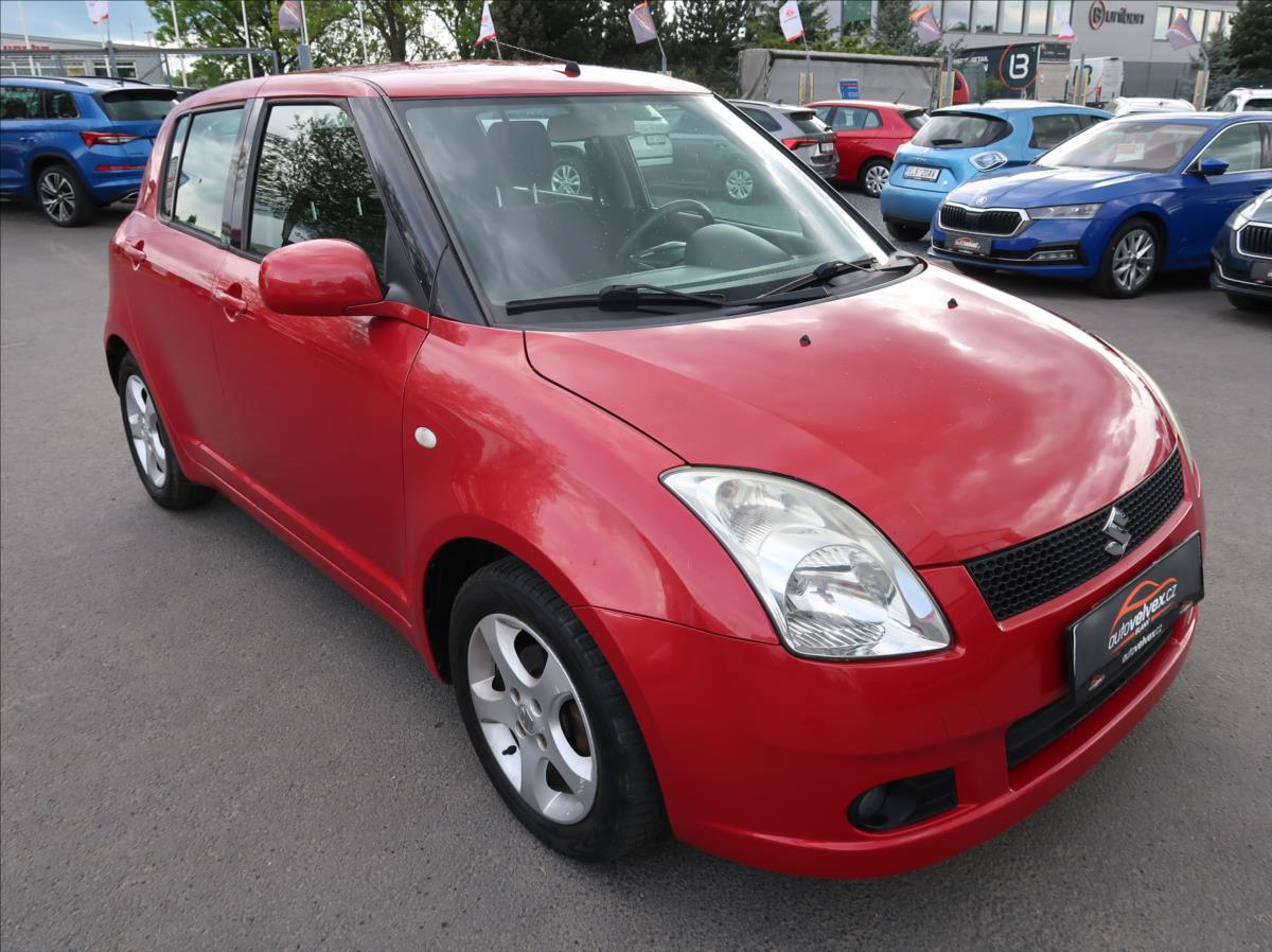 suzuki-swift-1-3-i-67kw-novecr-automat - 1