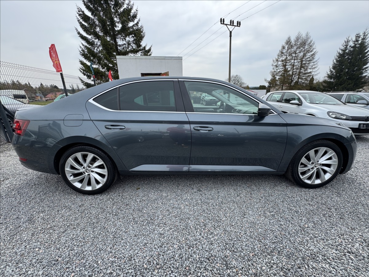 skoda-superb-1-6-tdi-88-w-led-navi - 8