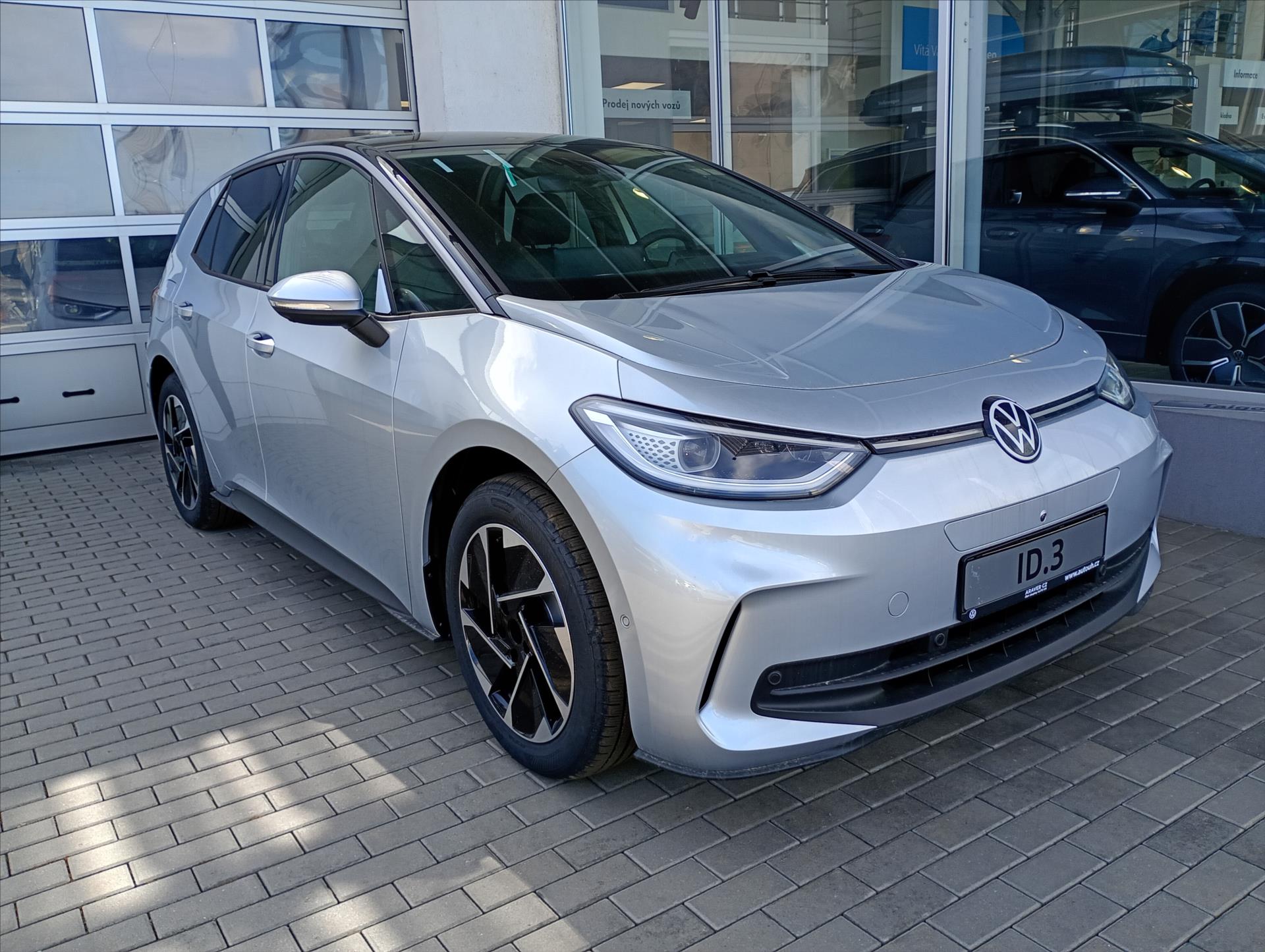 volkswagen-id-3-pro-people-150-kw-59-kwh - 2