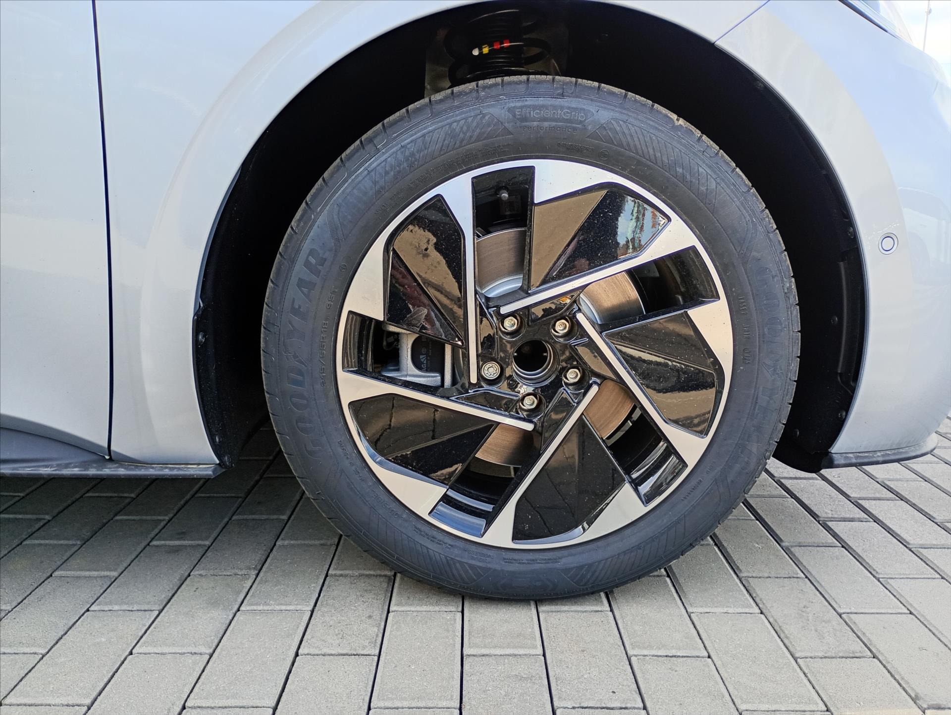 volkswagen-id-3-pro-people-150-kw-59-kwh - 8