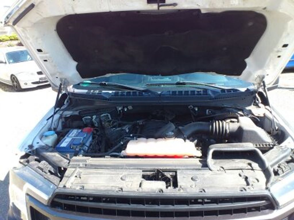 ford-f-150-5-0-v-8-4x4-edice-rr - 7