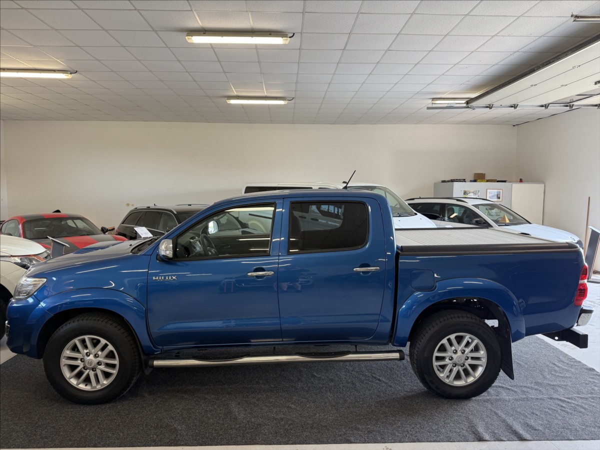 toyota-hilux-3-0-d-4d-priprava-do-prodeje - 2