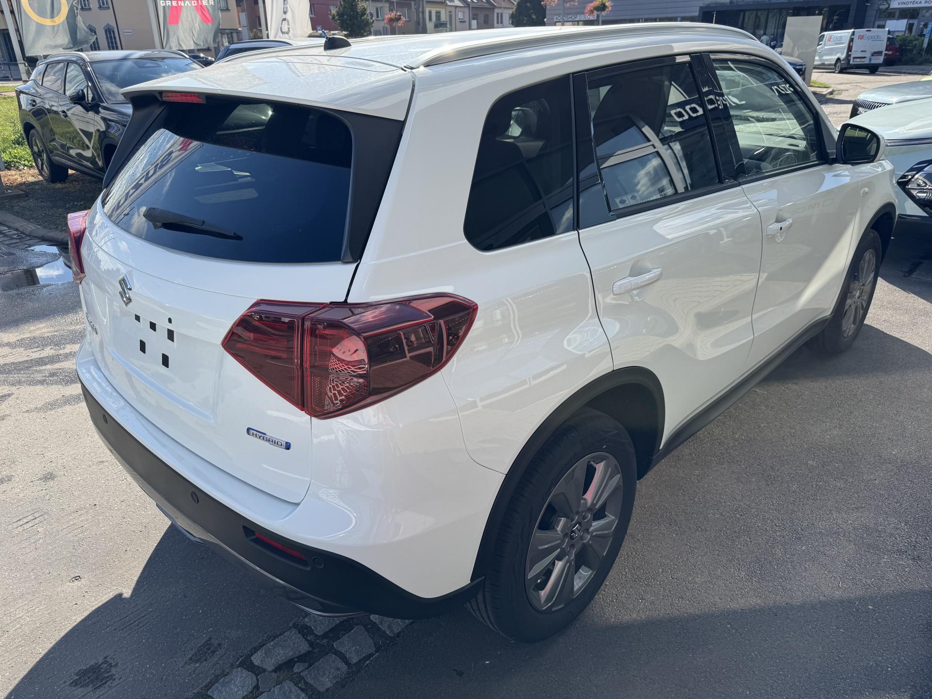 suzuki-vitara-1-4-premium-hybrid-allgrip - 2