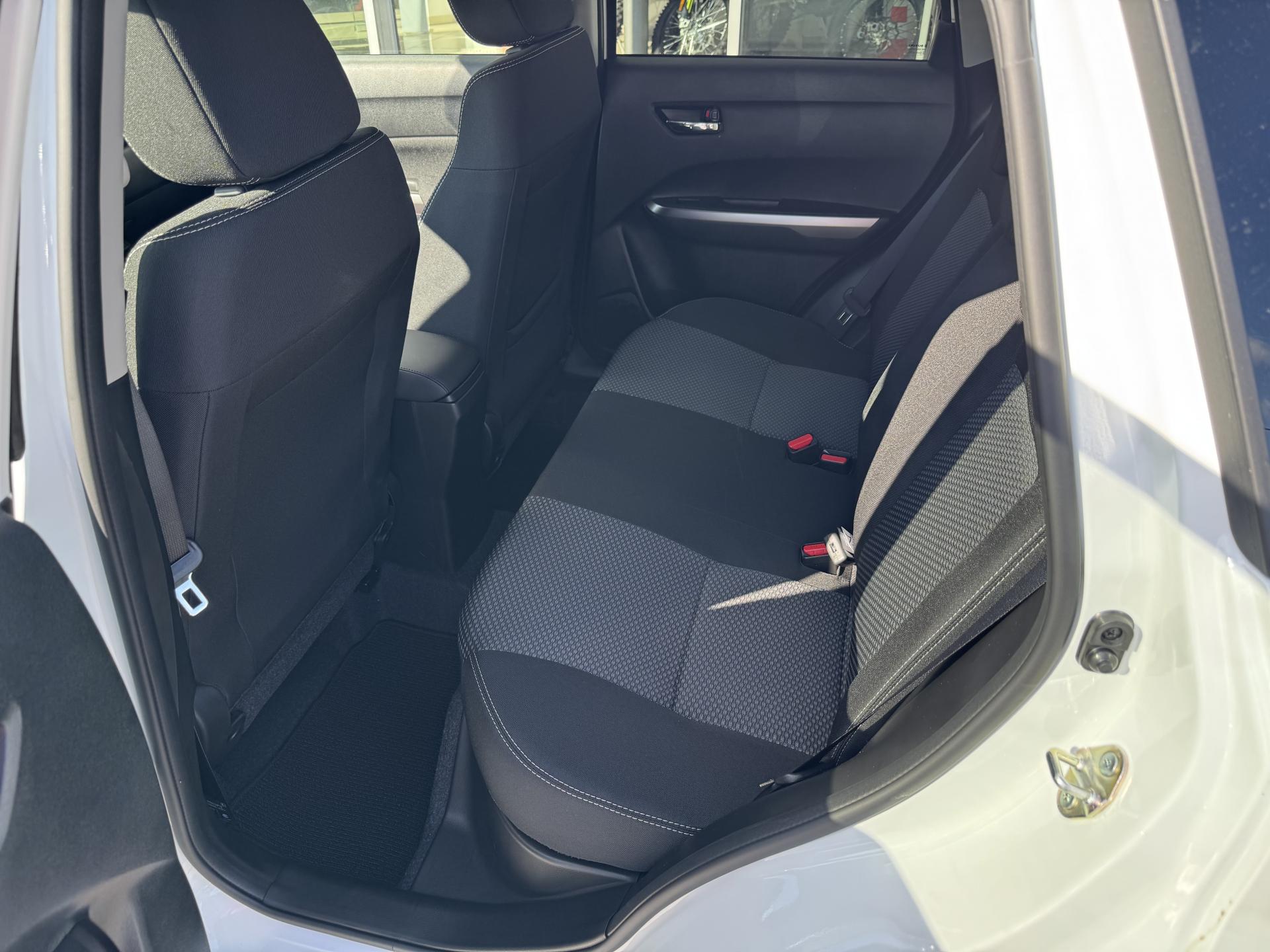 suzuki-vitara-1-4-premium-hybrid-allgrip - 4