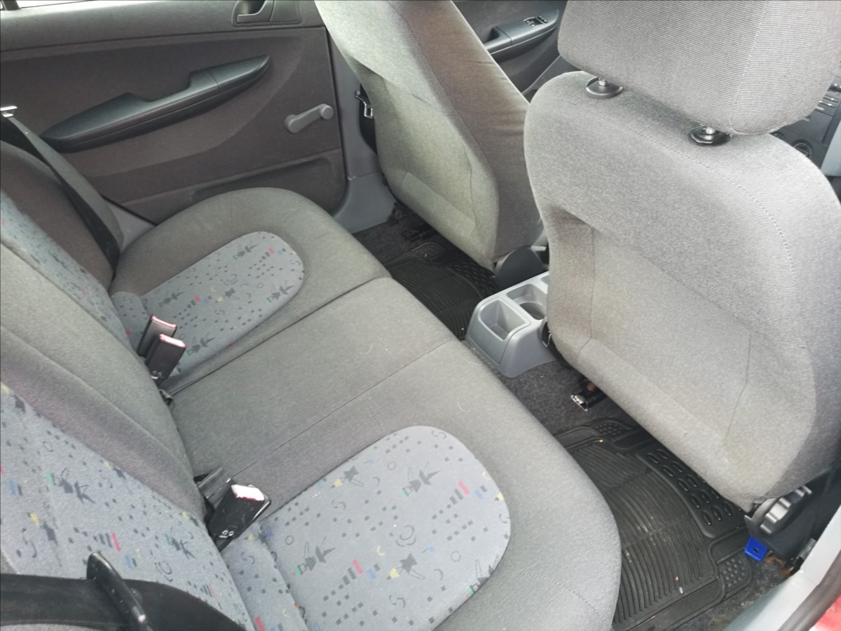 skoda-fabia-1-2-i-classic-klima - 9