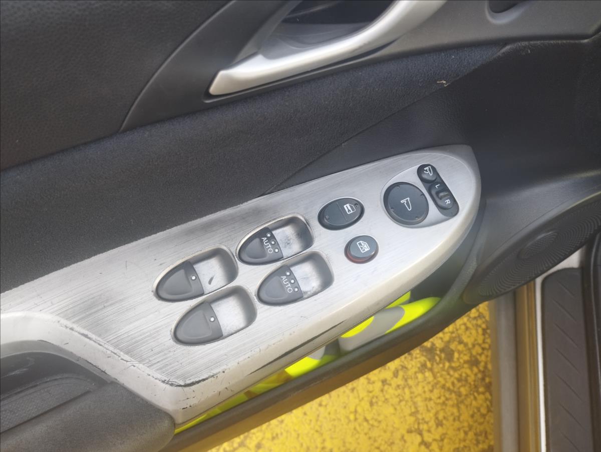 honda-civic-1-8-v-tec-103kw-automat - 8