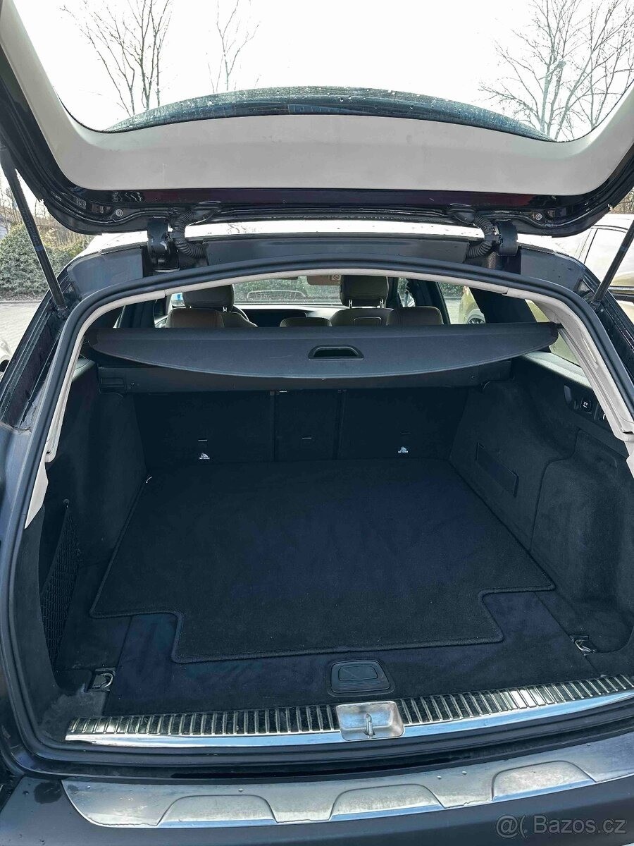 mercedes-benz-tridy-e-2-0-220-d-4matic-allterrain - 7
