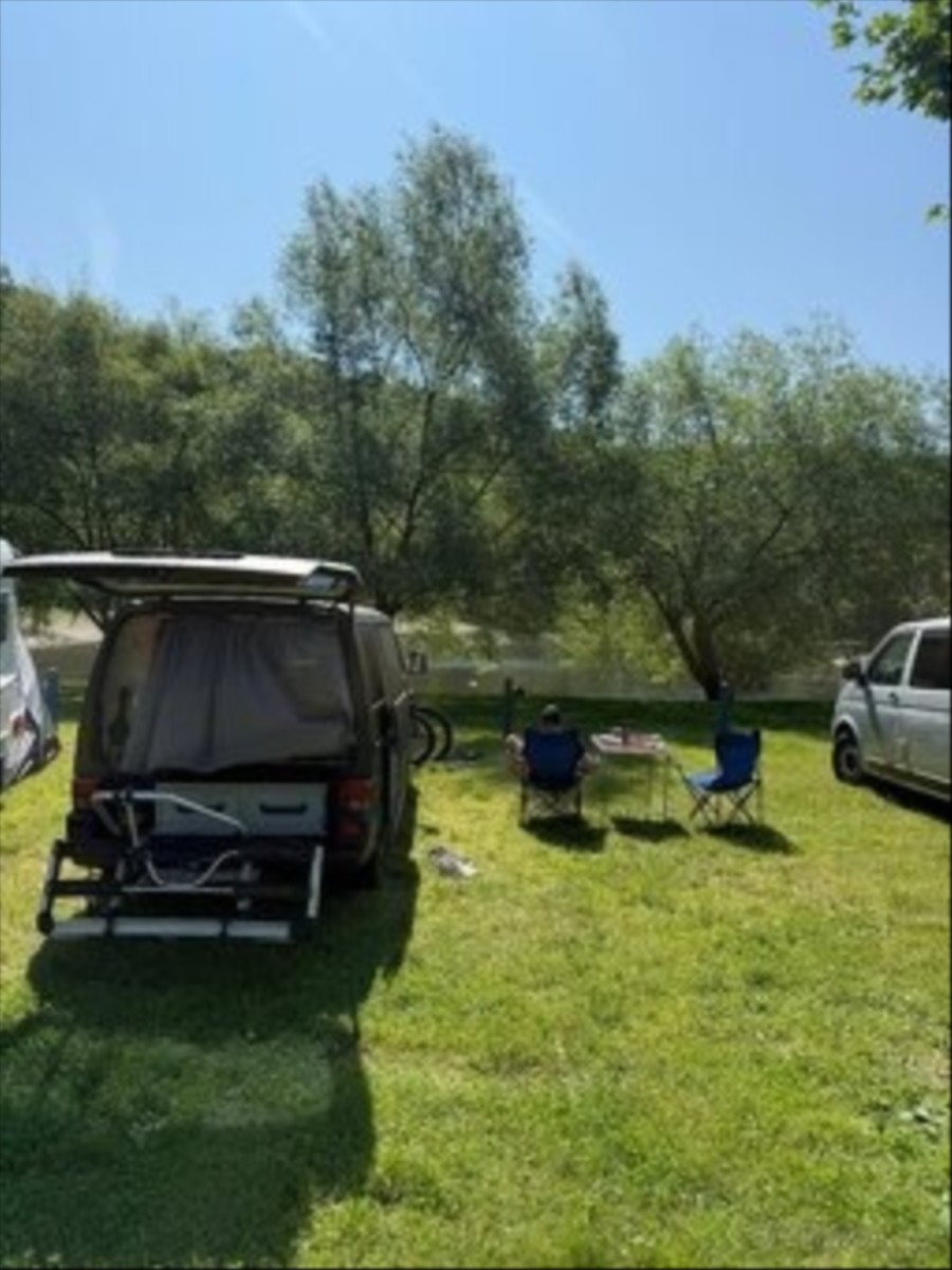 volkswagen-transporter-1-9-t4-s-obytnou-vestavbou-odpoc - 6