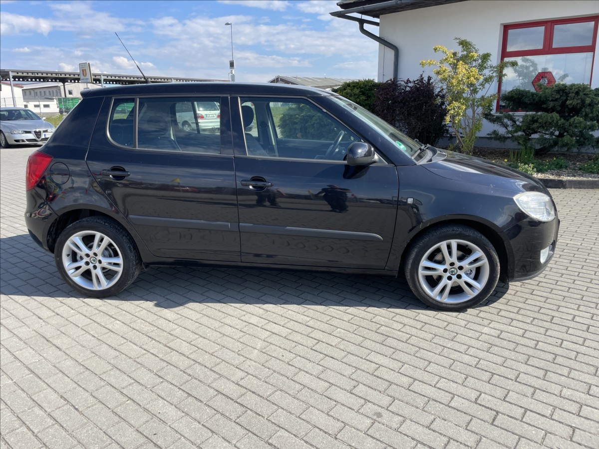 skoda-fabia-1-4-i-16v-klimatronic-esp - 4