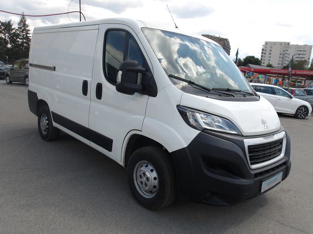 peugeot-boxer-2-2hdi-88kw-vyborny - 1