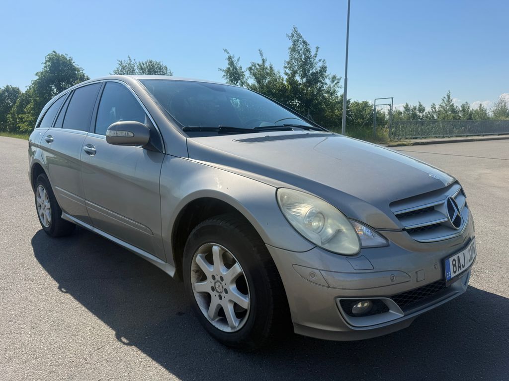 mercedes-benz-tridy-r-165-kw-7-mist - 6