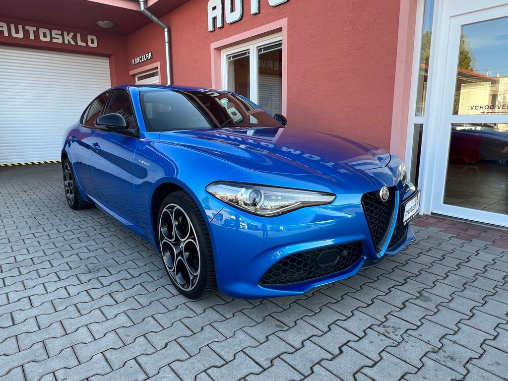 alfa-romeo-giulia-2-0-veloce-206kw-odpocet-dph - 3