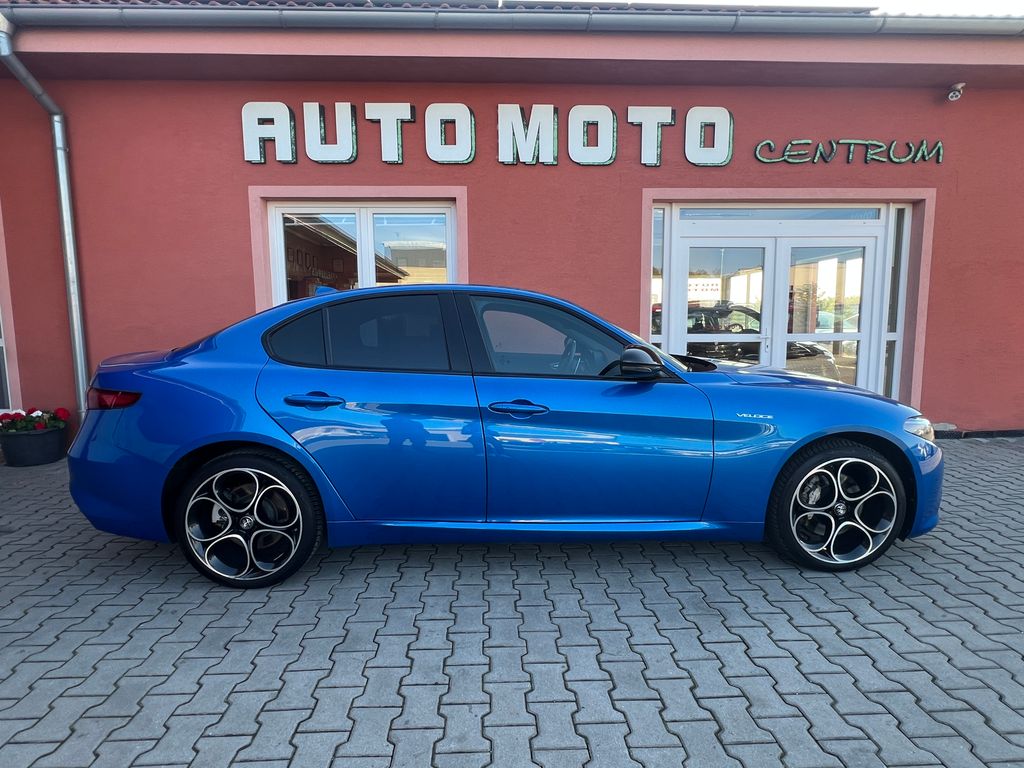 alfa-romeo-giulia-2-0-veloce-206kw-odpocet-dph - 4