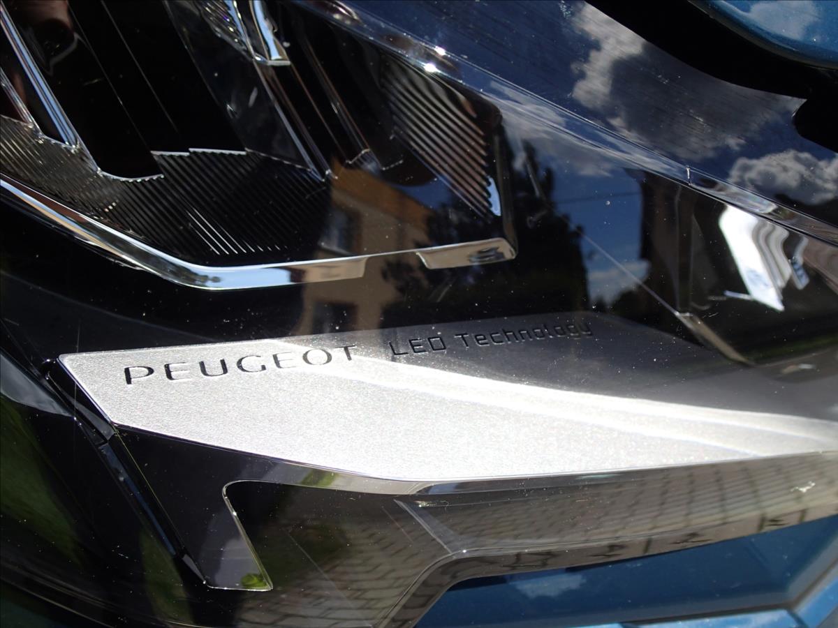 peugeot-3008-1-2-cz-1-majitel-serv-kn - 4