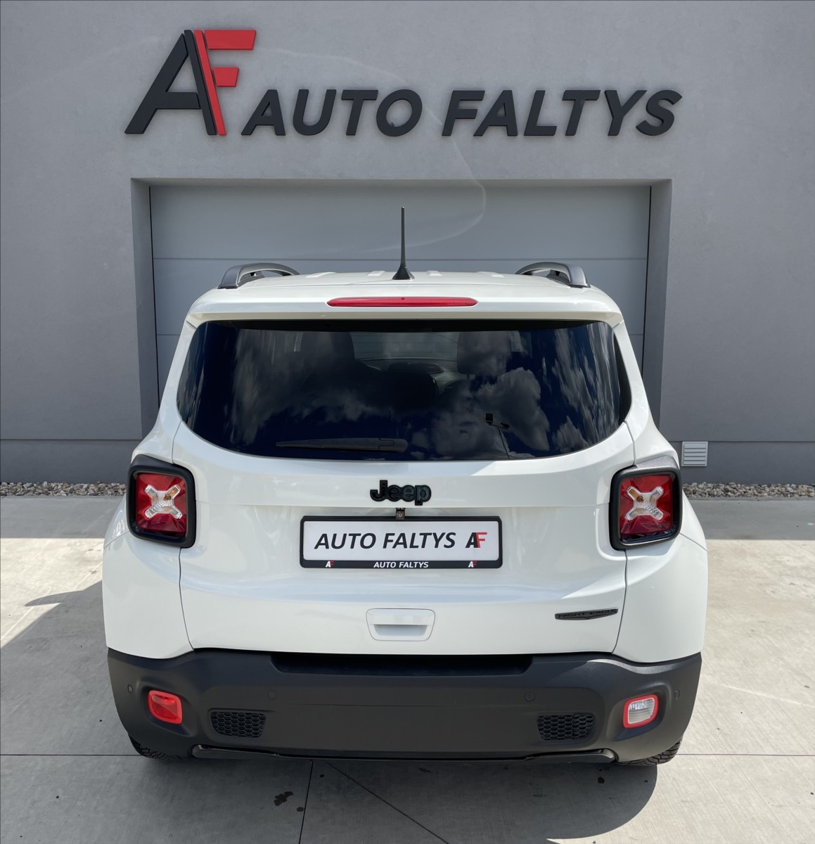 jeep-renegade-1-3-i-t-110kw-automat-cr - 3