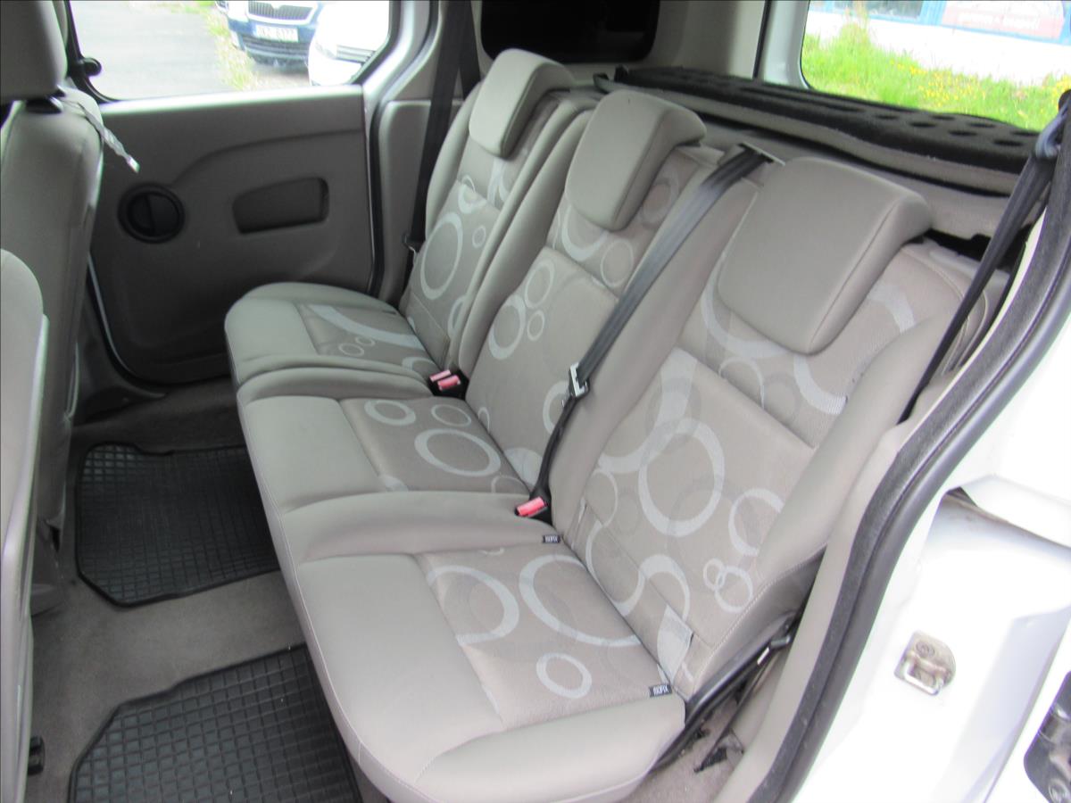 renault-kangoo-1-5-dci-63kw-5mist - 9