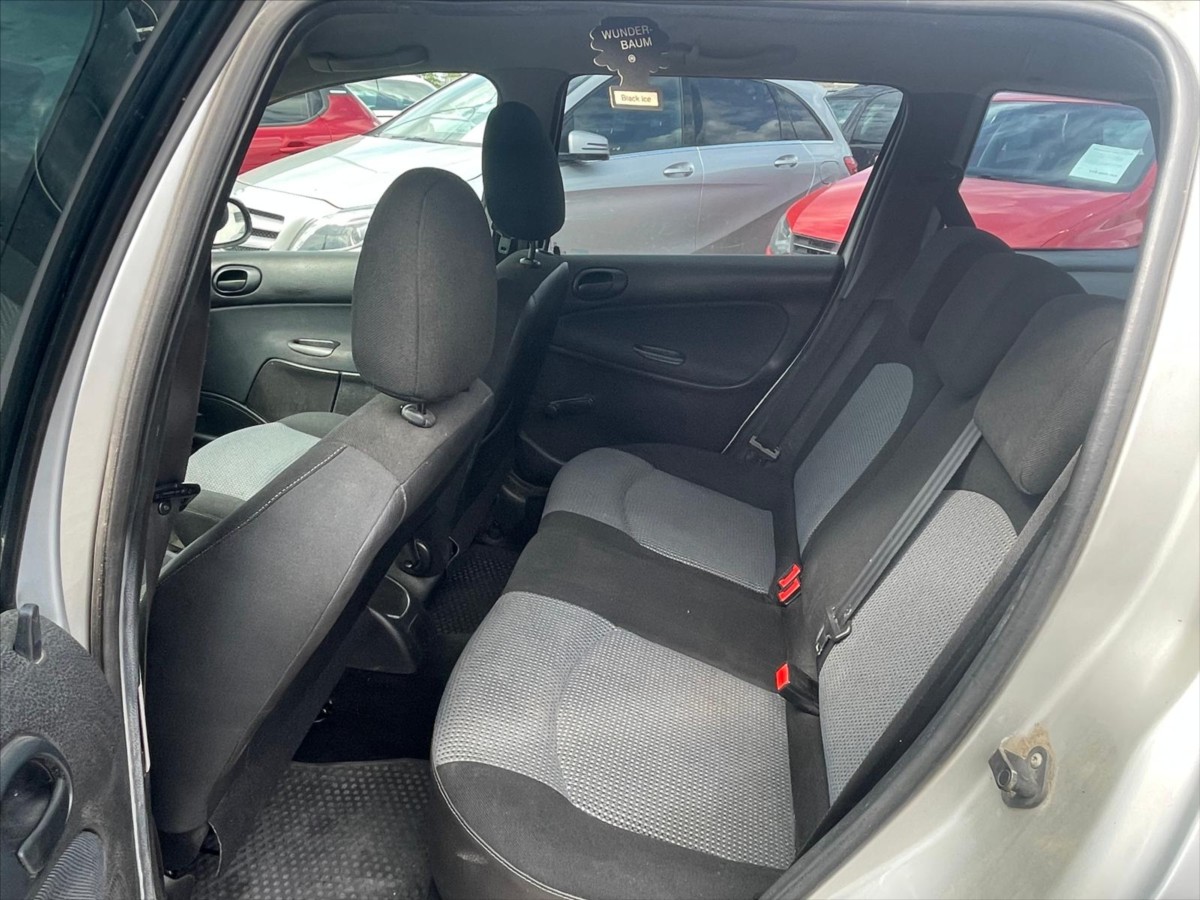 peugeot-206-1-4-i - 8