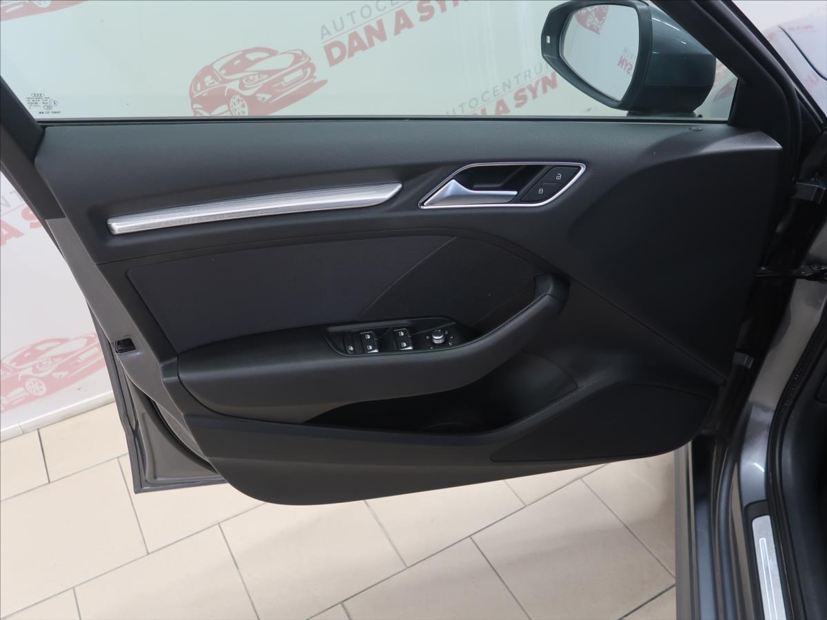 audi-a3-2-0-tdi-s-line-1-majitel - 9