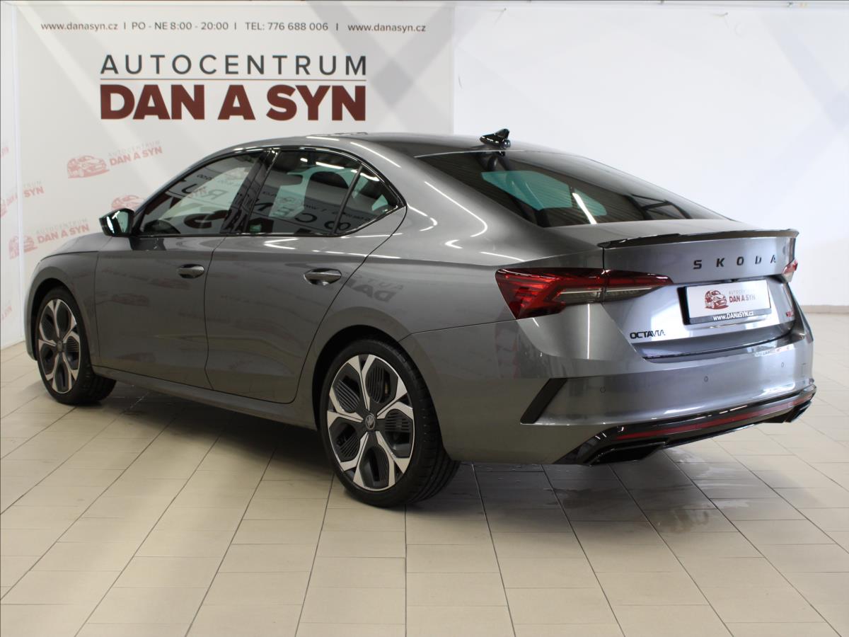 skoda-octavia-2-0-tsi-195kw-rs-dcc-1-maj-cz - 5