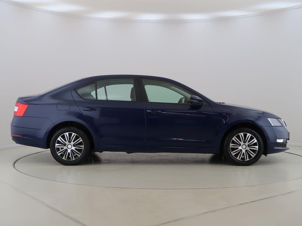 skoda-octavia-1-0tsi-85kw-cz-ambition - 3