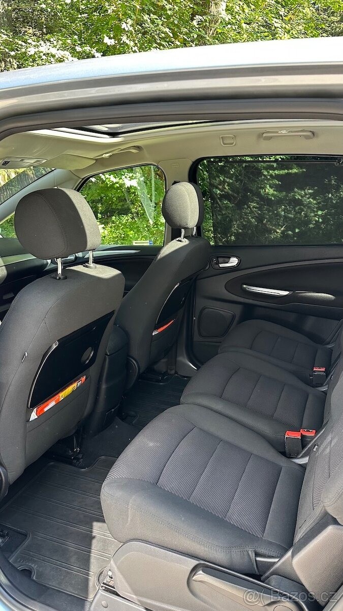 ford-s-max-2-2-tdci-147kw-automat-r-v-2012 - 4