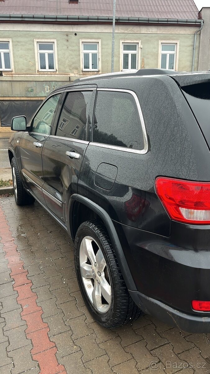 jeep-grand-cherokee-3-0 - 5