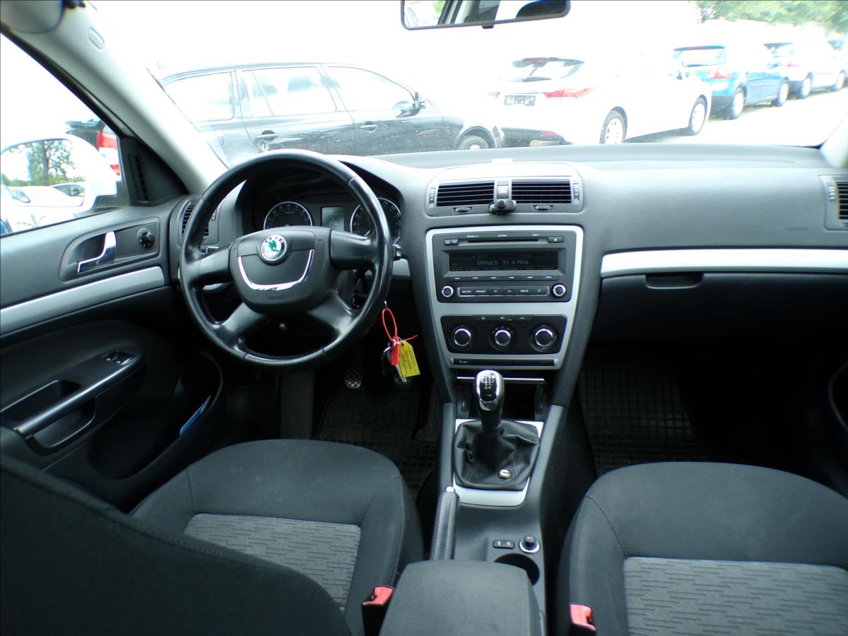 skoda-octavia-1-6-tdi-servisni-kniha - 6