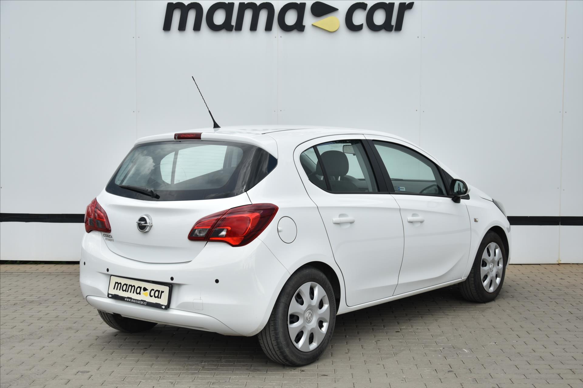 opel-corsa-1-4i-servisni-kniha-1-maj-cr - 1