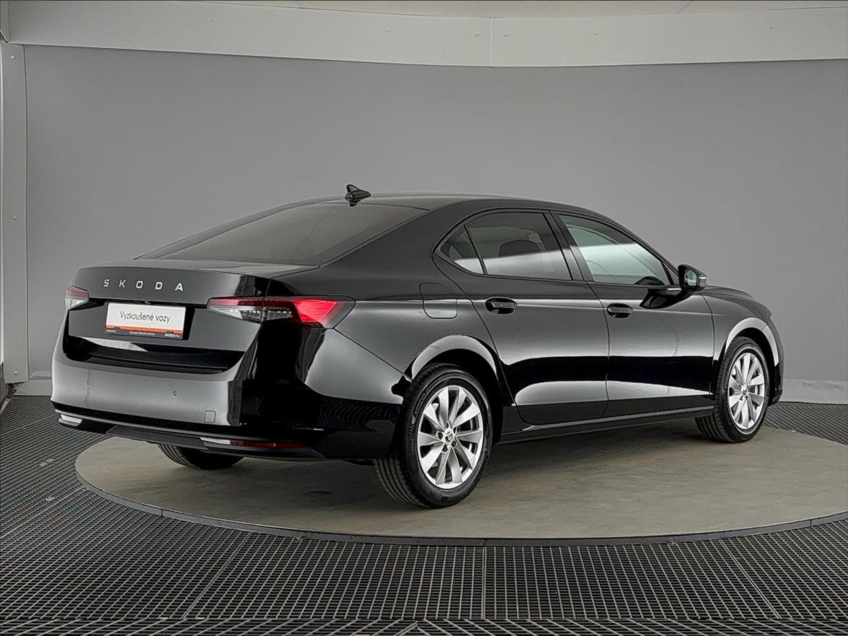 skoda-superb-2-0-tdi-selection-7dsg - 1