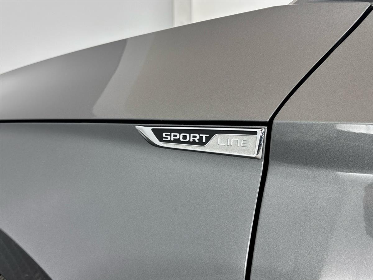 skoda-superb-2-0-tdi-sportline-7dsg - 4
