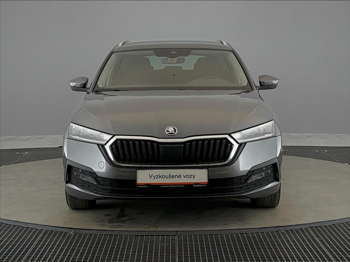 skoda-octavia-2-0-2-0tdi-combi-4x4-7dsg - 3