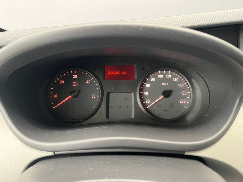 opel-vivaro-2-0-cdti-cebia-koupeno-cr - 7