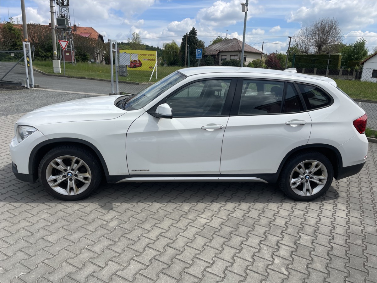 bmw-x1-2-0-d-at-x-line-s-drive-xenony-digiklima - 1