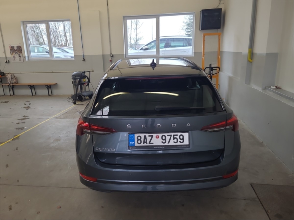 skoda-octavia-2-0-tdi-combi - 5