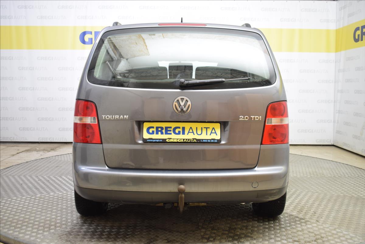 volkswagen-touran-2-0-tdi-po-servisu-7mist - 3