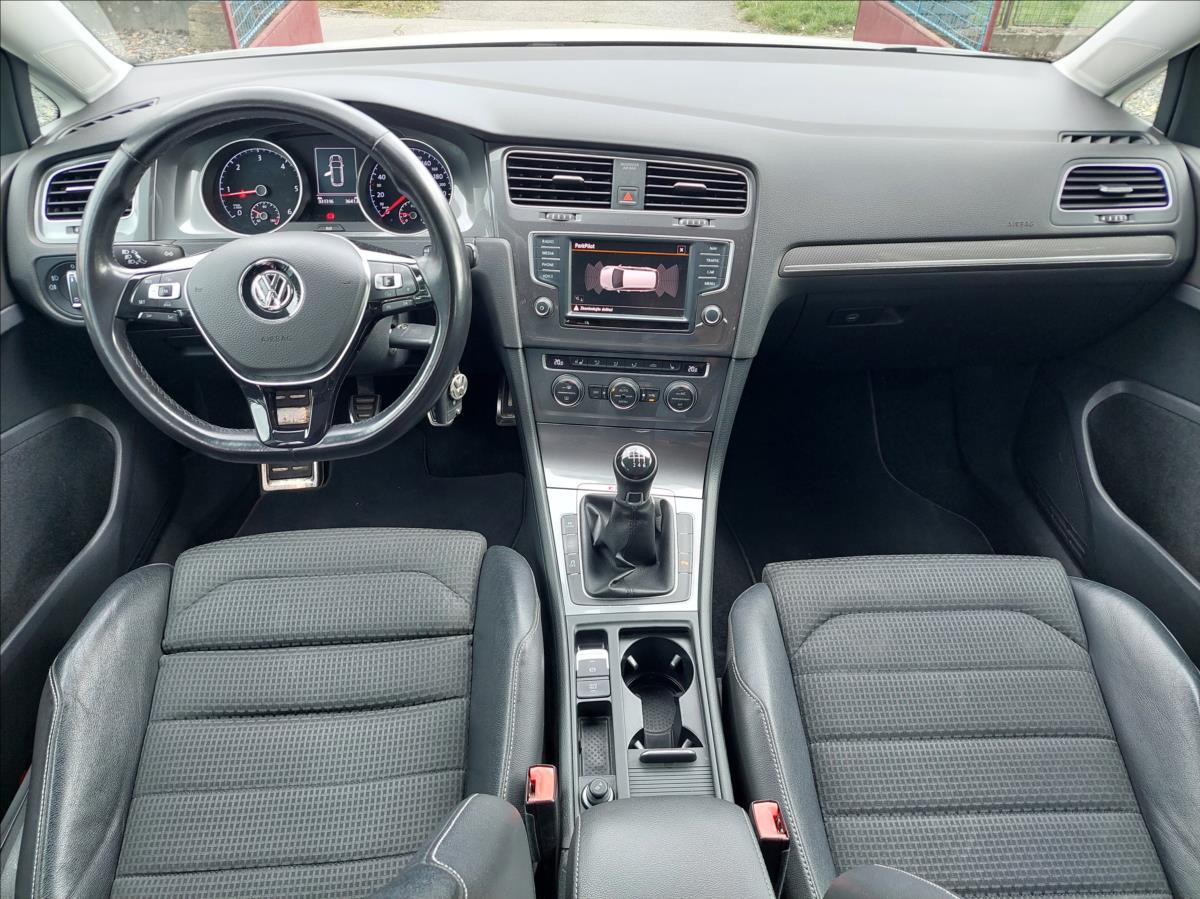 volkswagen-golf-2-0-tdi-alltrack-4motion - 9