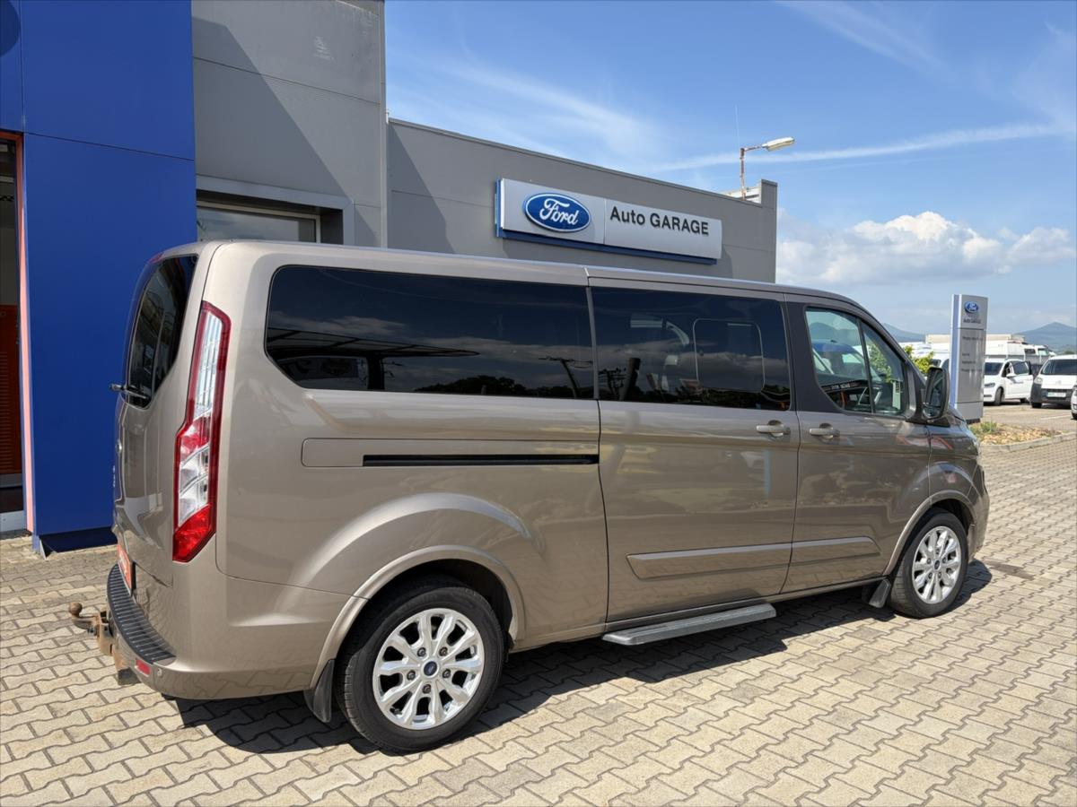 ford-tourneo-custom-2-0-ecoblue-titanium - 4