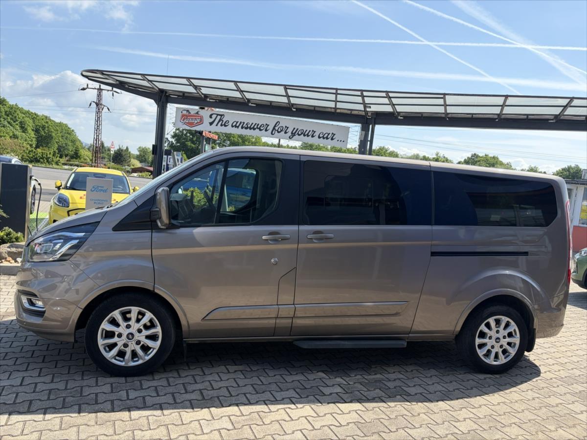 ford-tourneo-custom-2-0-ecoblue-titanium - 5