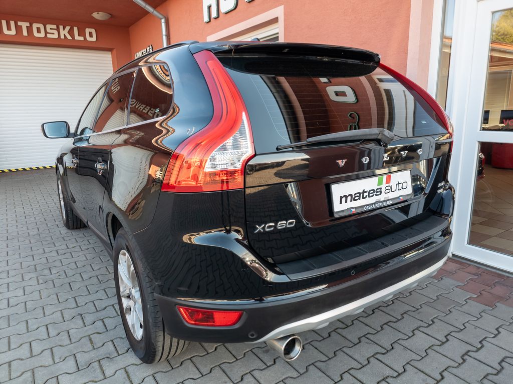 volvo-xc60-2-4-d5-129kw-summum - 2