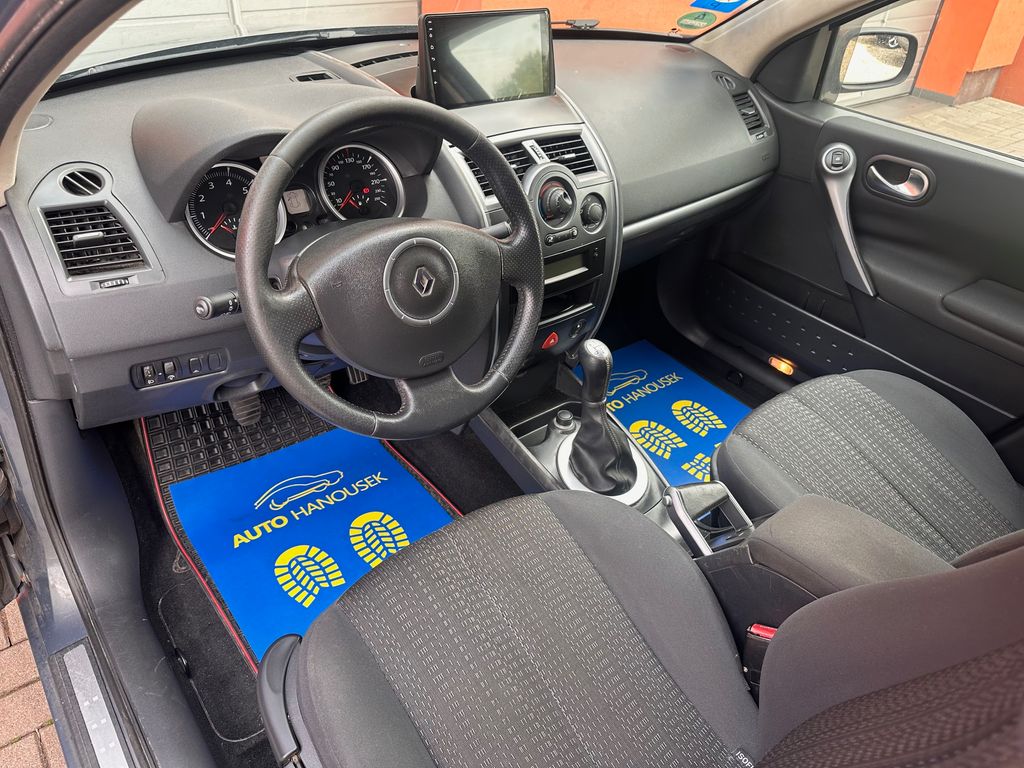 renault-megane-1-6i-16v-82kw-2xkola - 7