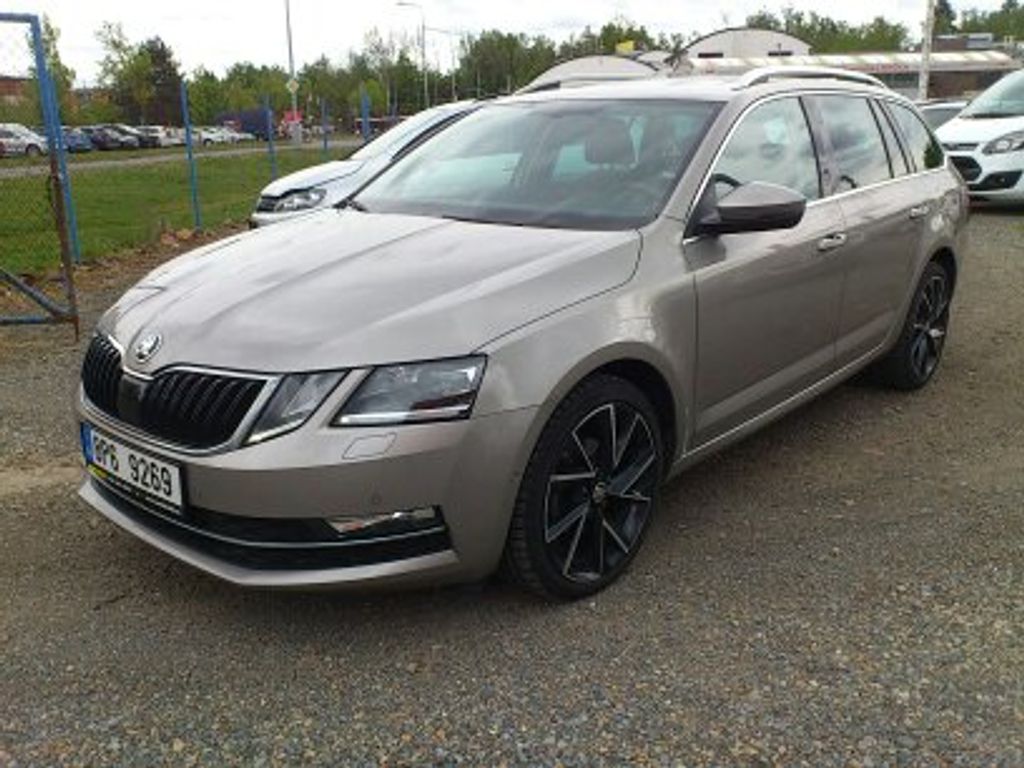 Škoda Octavia 1.6 Tdi 85 Kw panorama Navi
