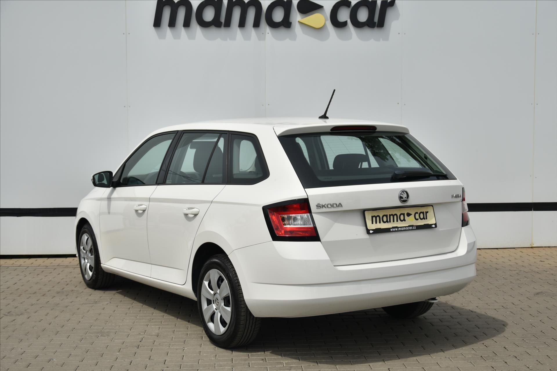 skoda-fabia-1-2-tsi-66kw-ambition-dph-cr - 4